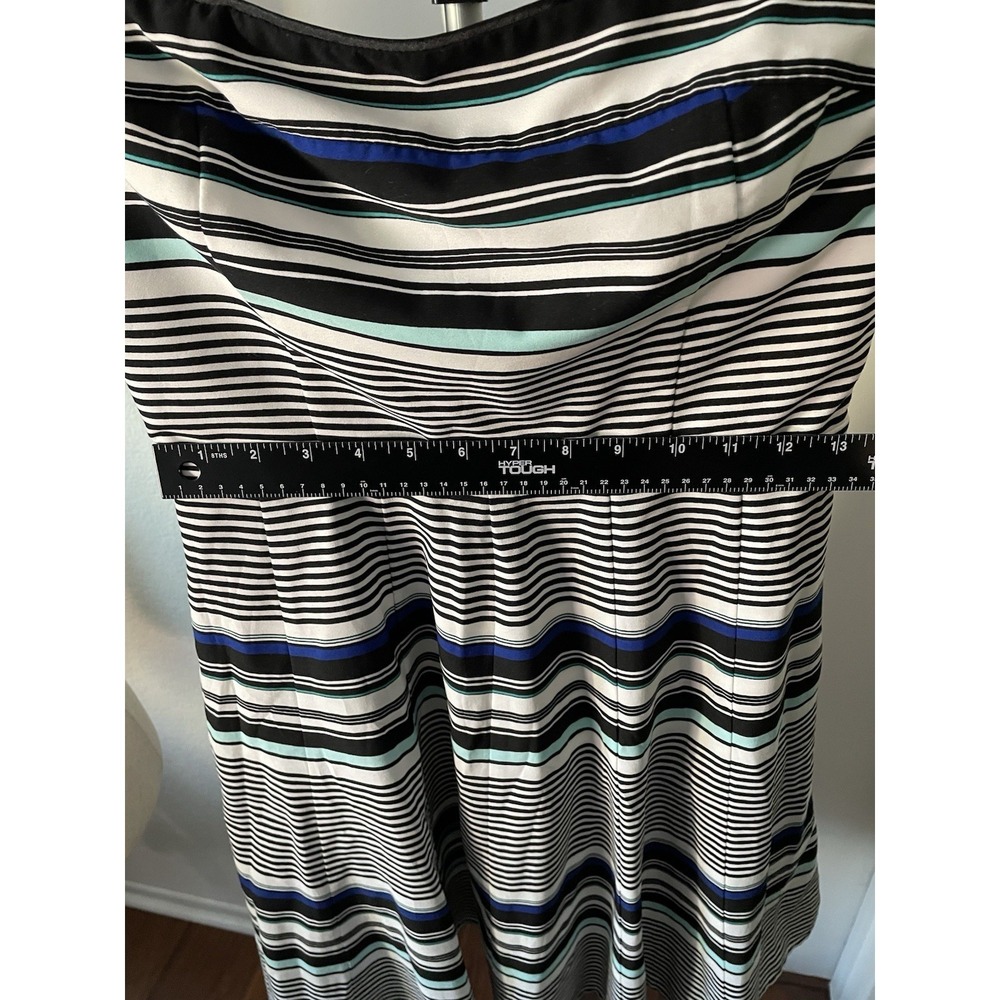 Women's Strapless Dress With Pockets Size 4 Spring/Summer Wedding Guest/Church - Picture 11 of 13